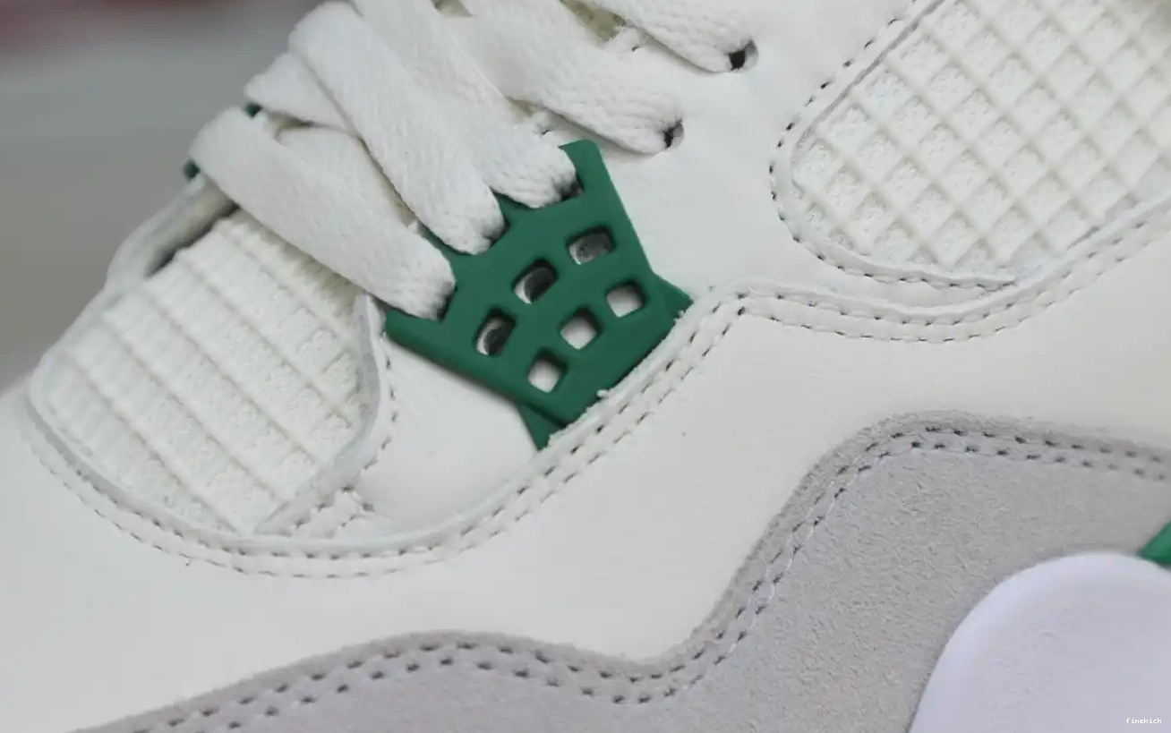 RETRO SB 4 NIKE JORDAN 'PINE AIR X GREEN' 0504